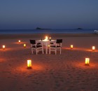 ROMANTIC BEACH DINNER